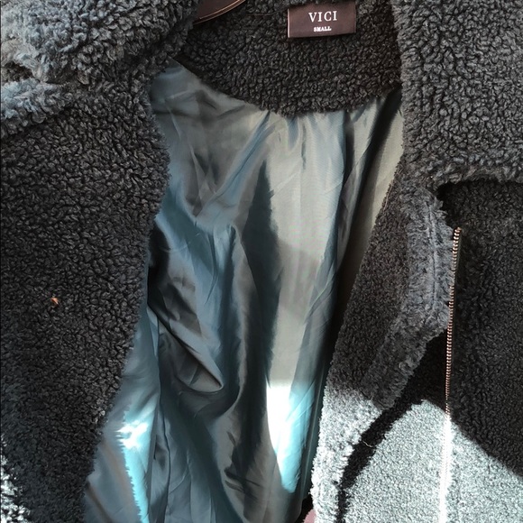 Sherpa Jacket - Picture 3 of 4